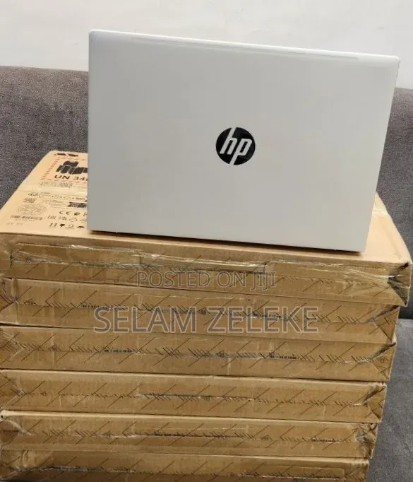 New Laptop HP ProBook 460 G11 16GB Intel Core Ultra 7 SSD 512GB