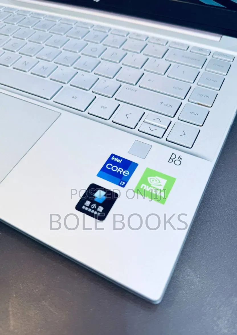 New Laptop HP Pavilion 14 16GB Intel Core i7 SSD 512GB