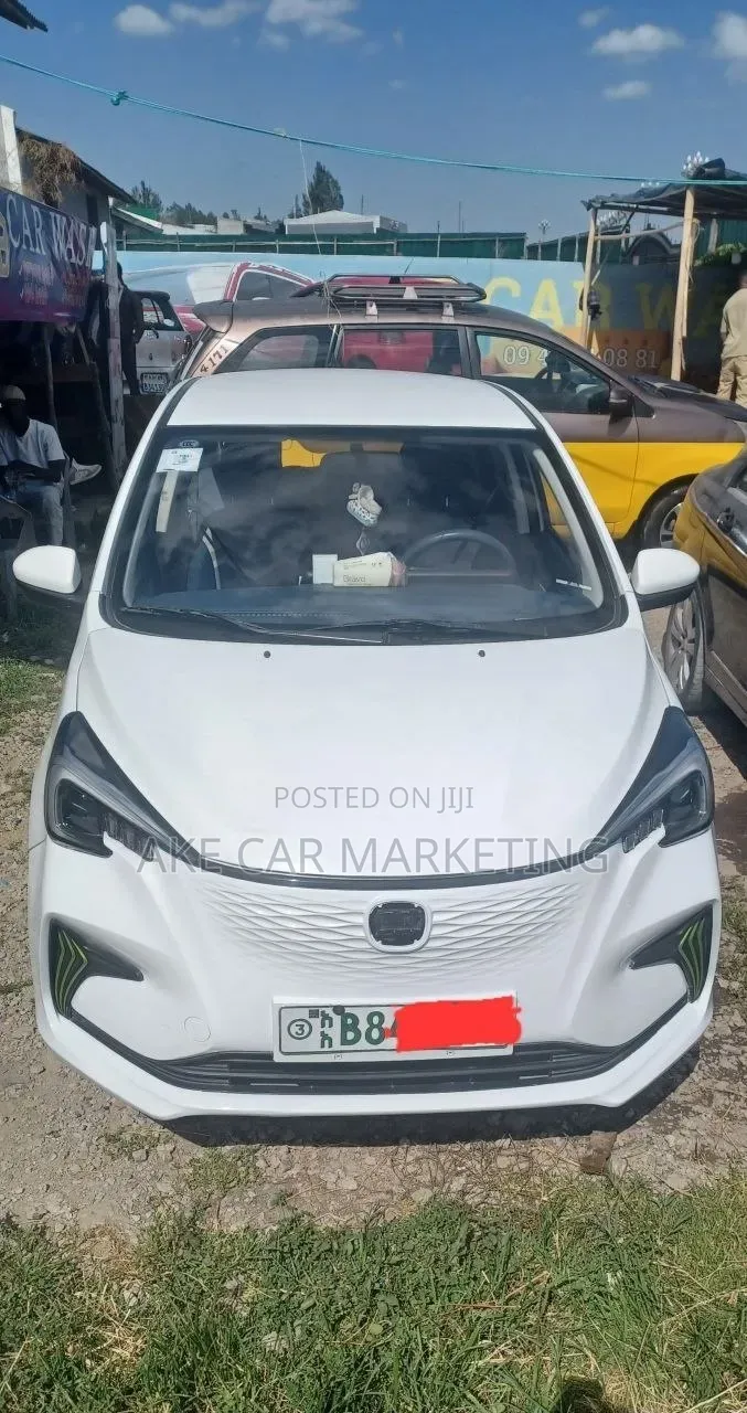 Changan BenBen E-Star 2023 White