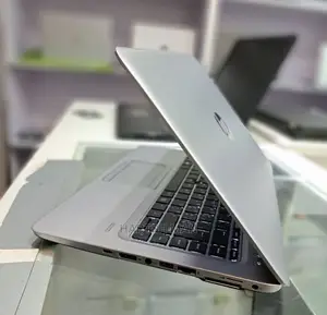 Photo - New Laptop HP EliteBook 840 G4 8GB Intel Core I5 HDD 1T