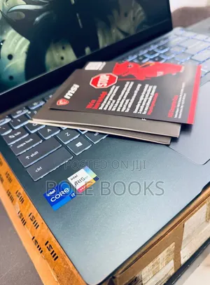 New Laptop MSI Modern 14 8GB Intel Core i7 SSD 512GB