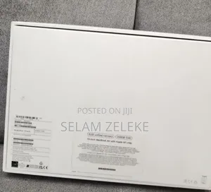New Laptop Apple MacBook Air 2020 M1 8GB Apple M1 SSD 256GB