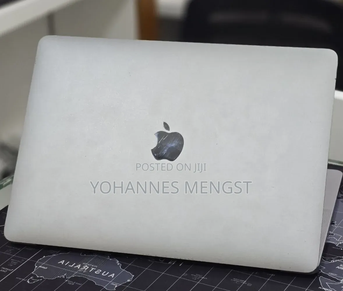 New Laptop Apple MacBook Pro 2020 M1 8GB Apple M1 SSD 512GB