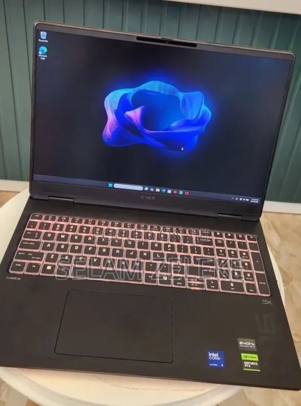 New Laptop HP Omen Max 16 32GB Intel Core Ultra 9 SSD 1T