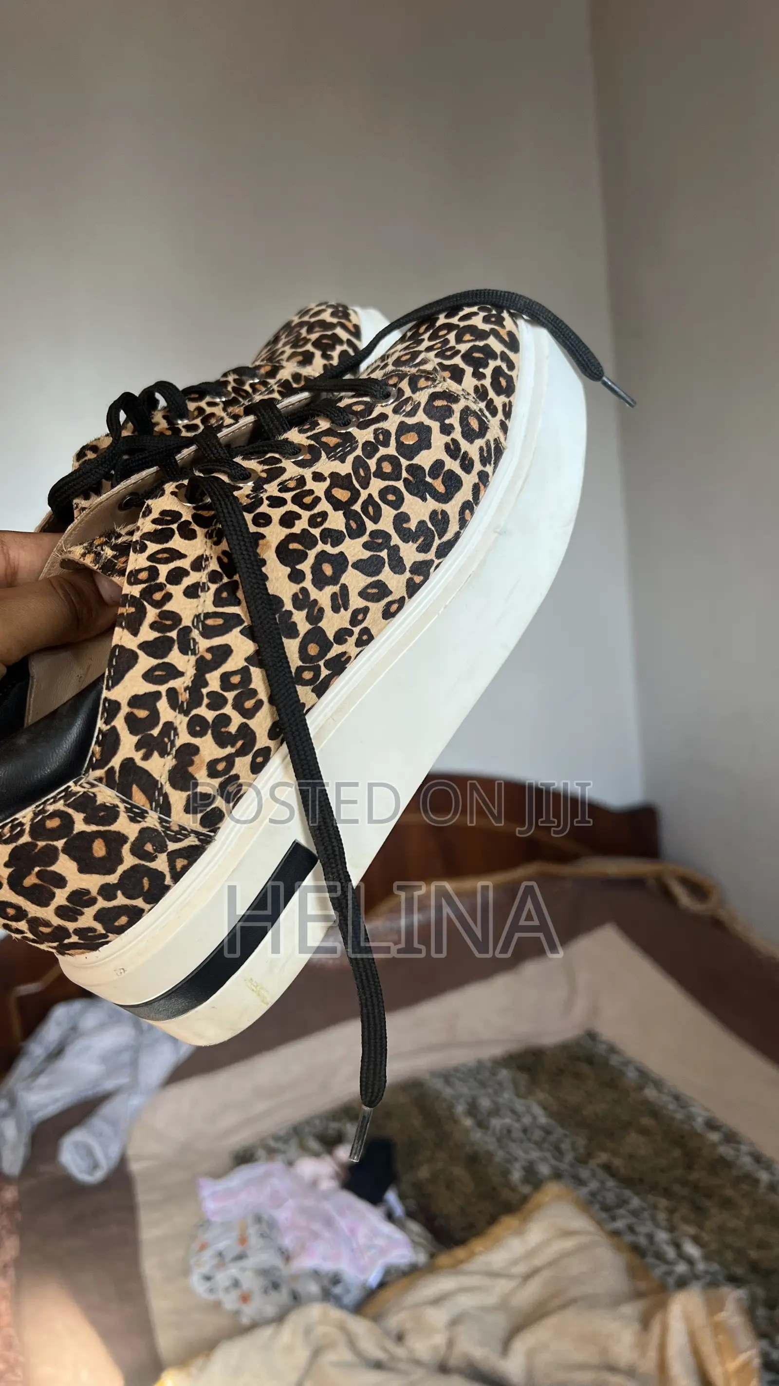Women’s Shoes