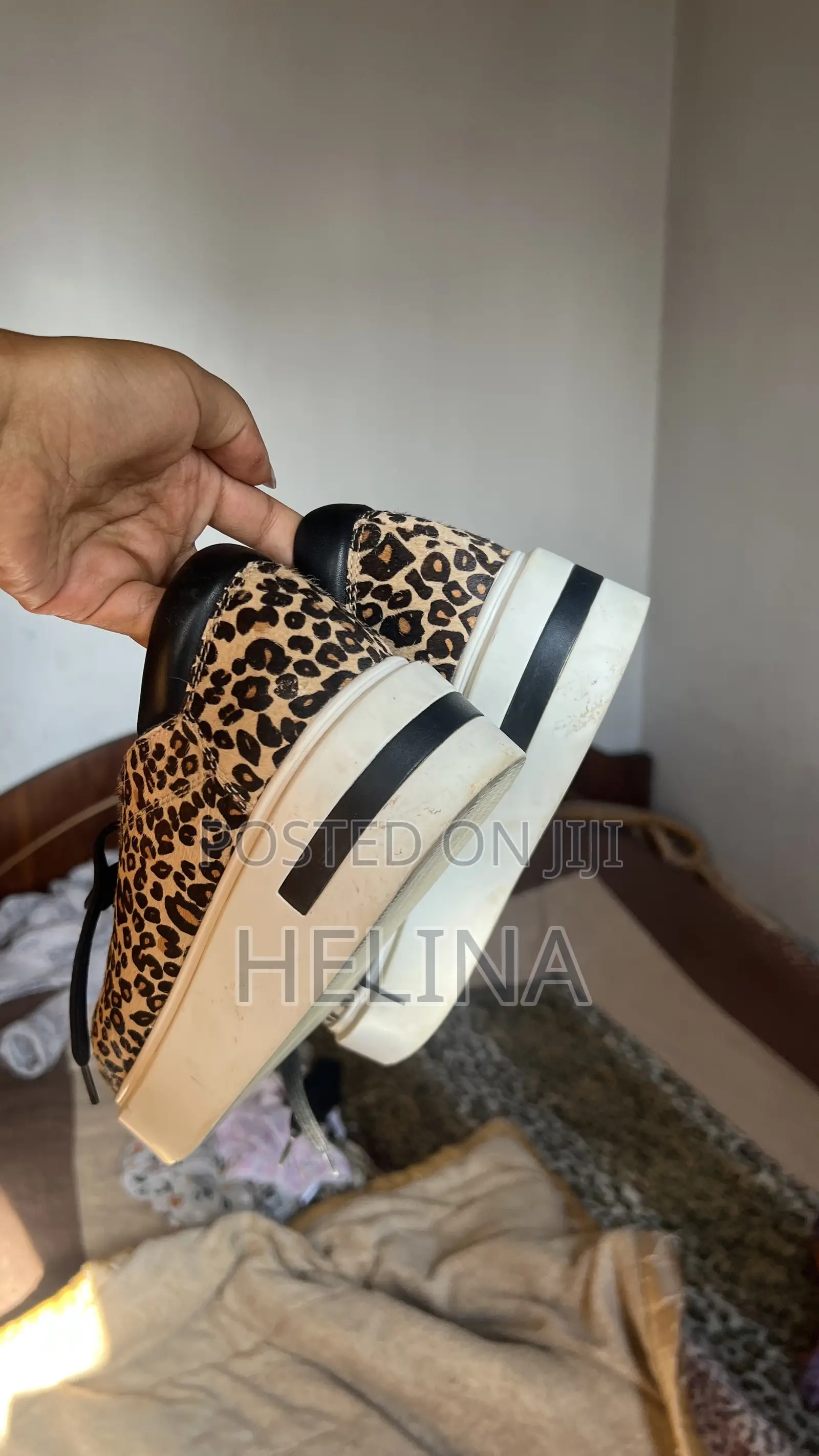 Women’s Shoes