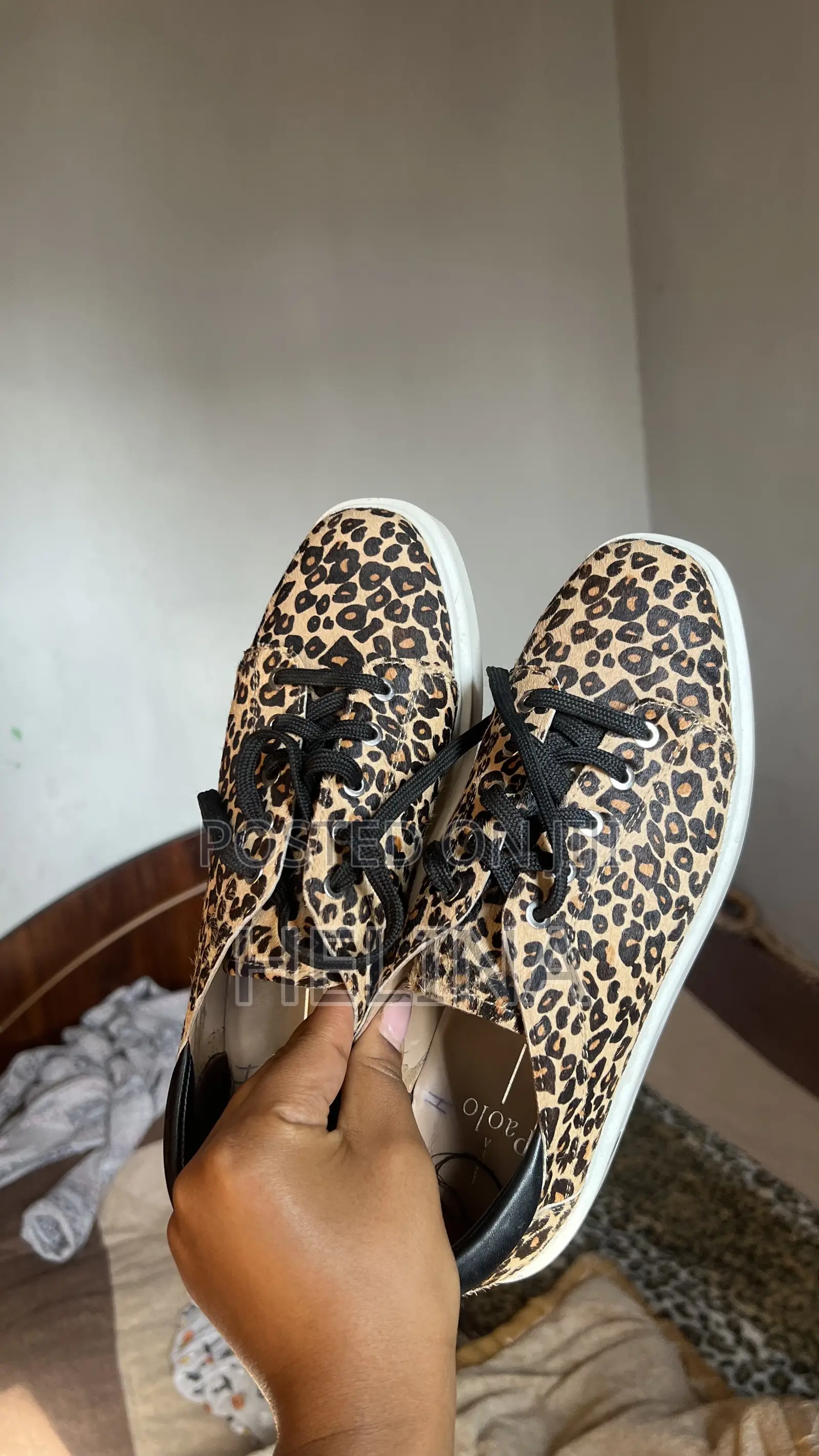 Women’s Shoes