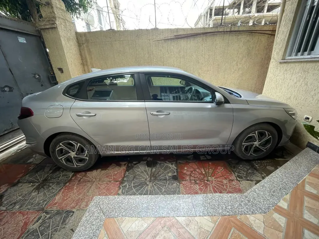 Hyundai i30 2022 Silver