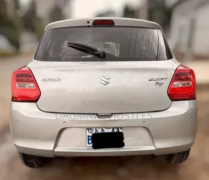 Suzuki Swift 2021 Silver