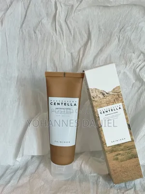 Centella Ampoule Foam – Hydrating Facial Cleanser