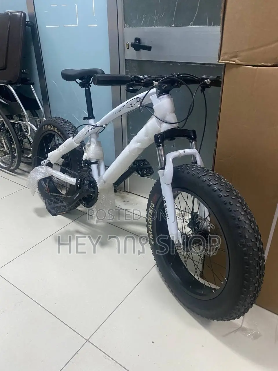 New Aprilia ETX 2024 Silver