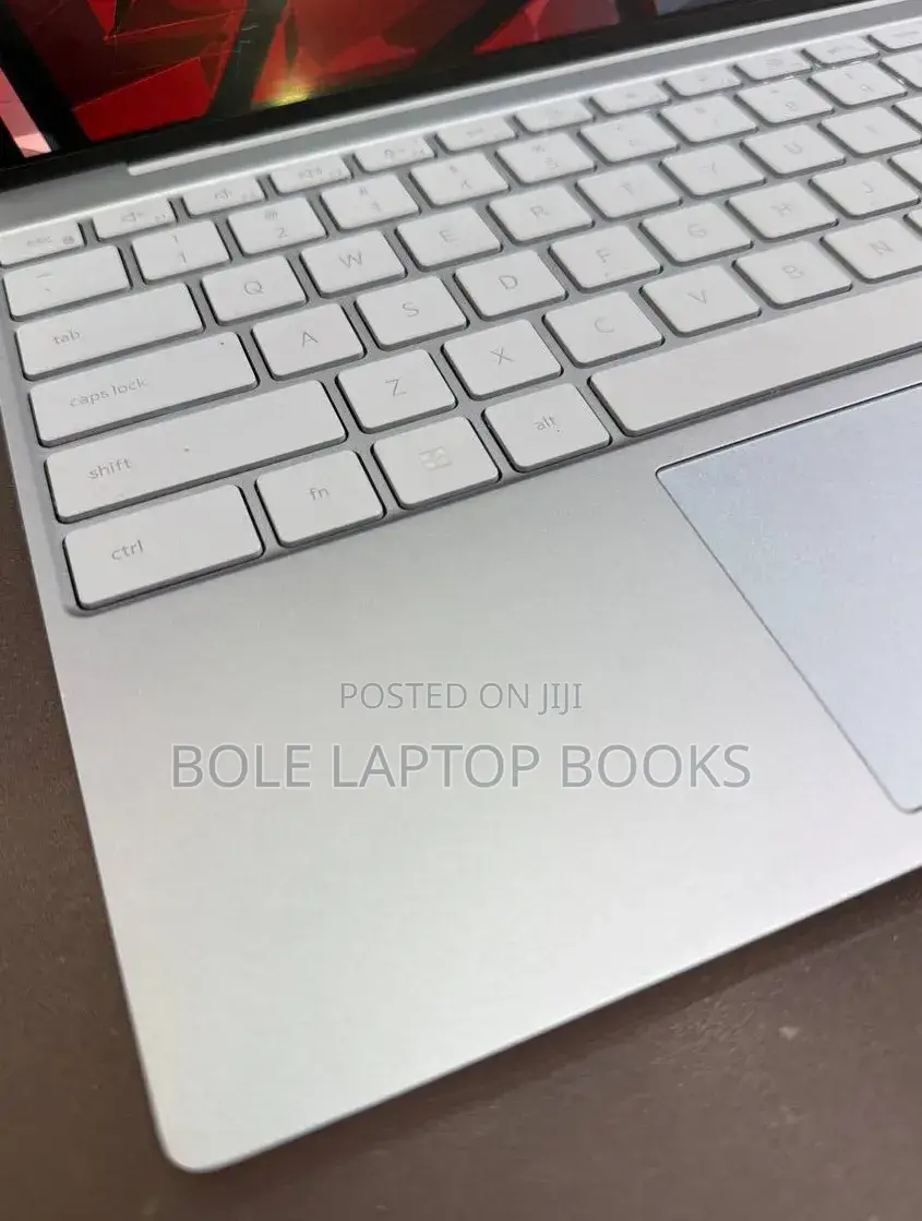 New Laptop Dell XPS 13 8GB Intel Core i5 SSD 256GB