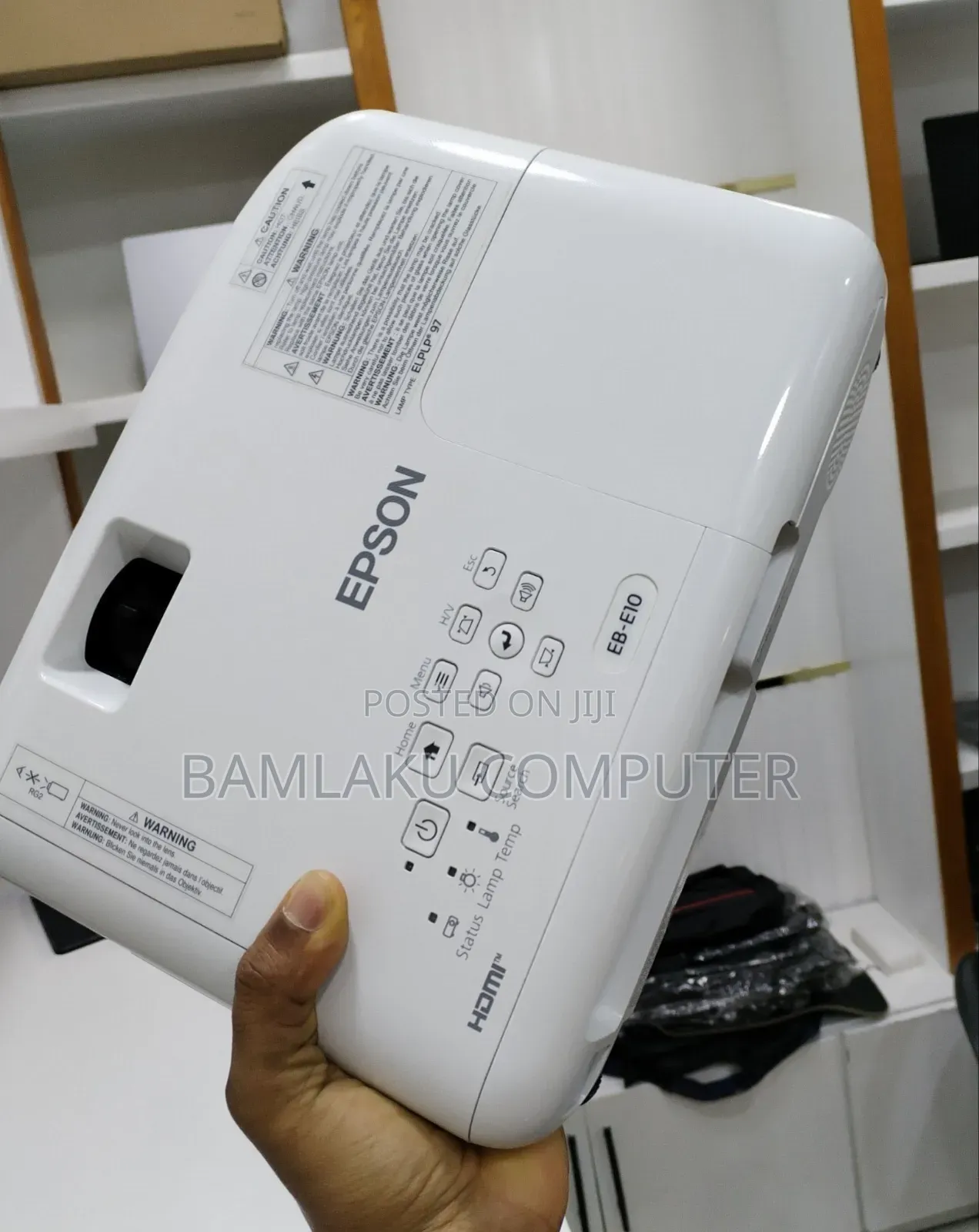 Brand New EPSON Projector With Bag , Remote 
Model Name: EB-E10