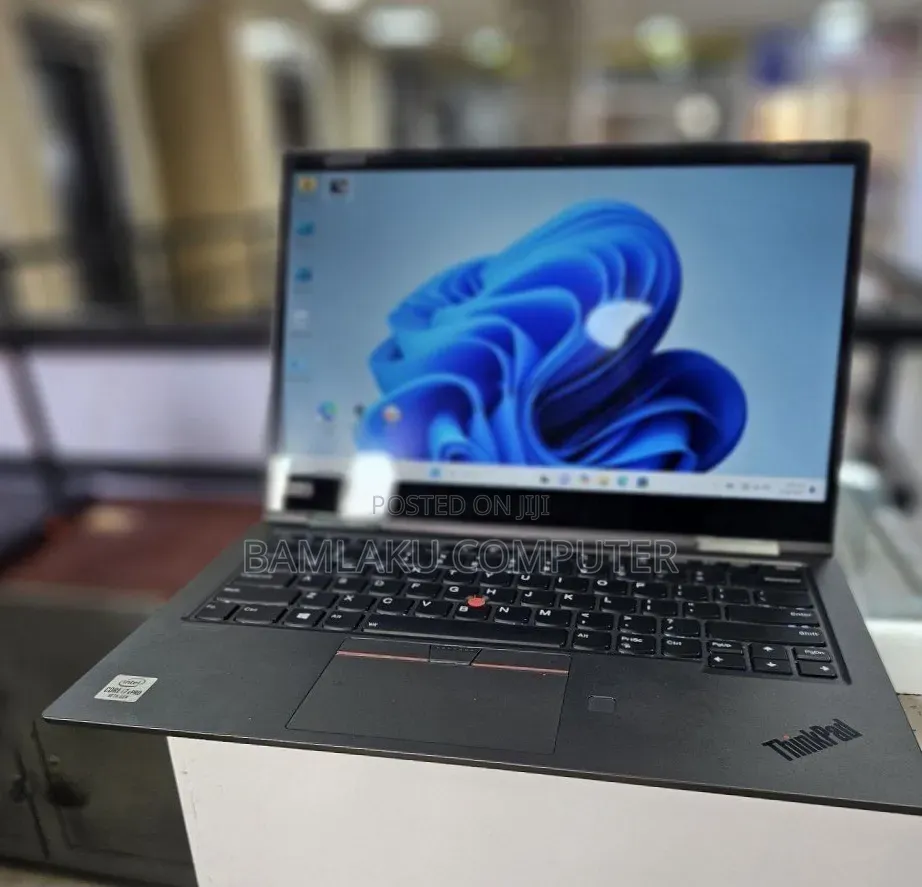 New Laptop Lenovo ThinkPad X1 Yoga 16GB Intel Core i7 SSD 512GB