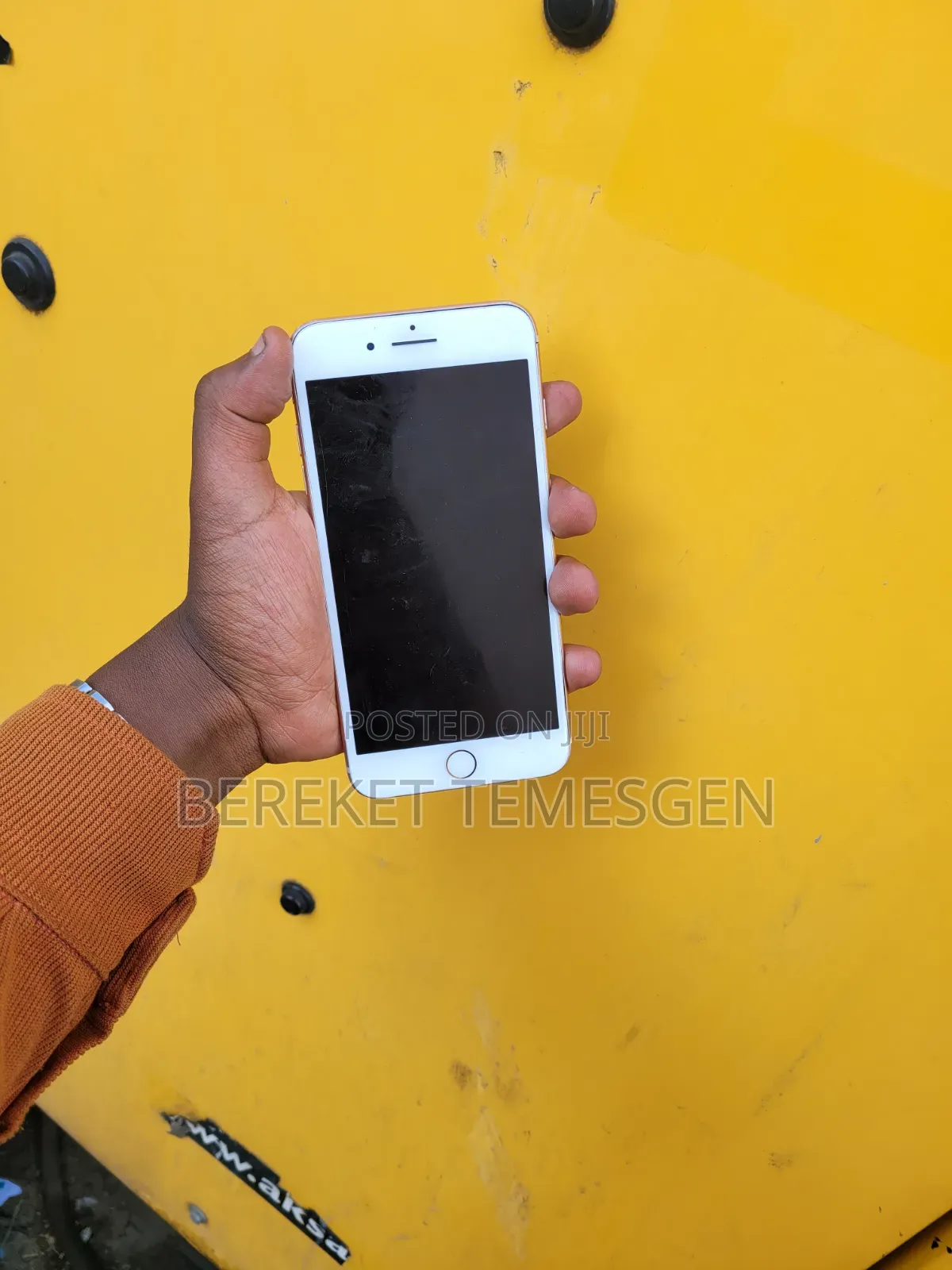 Apple iPhone 8 Plus 64 GB Gold