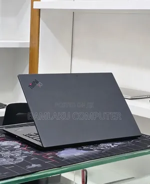 New Laptop Lenovo ThinkPad X1 Carbon 16GB Intel Core i7 SSD 512GB
