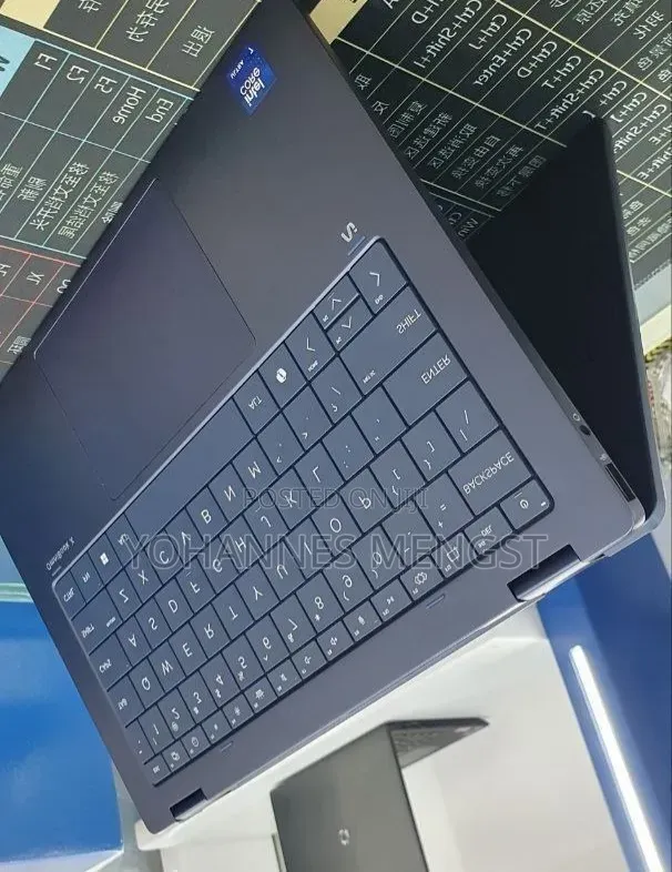New Laptop HP OmniBook X Flip 14" 16GB Intel Core 7 SSD 1T