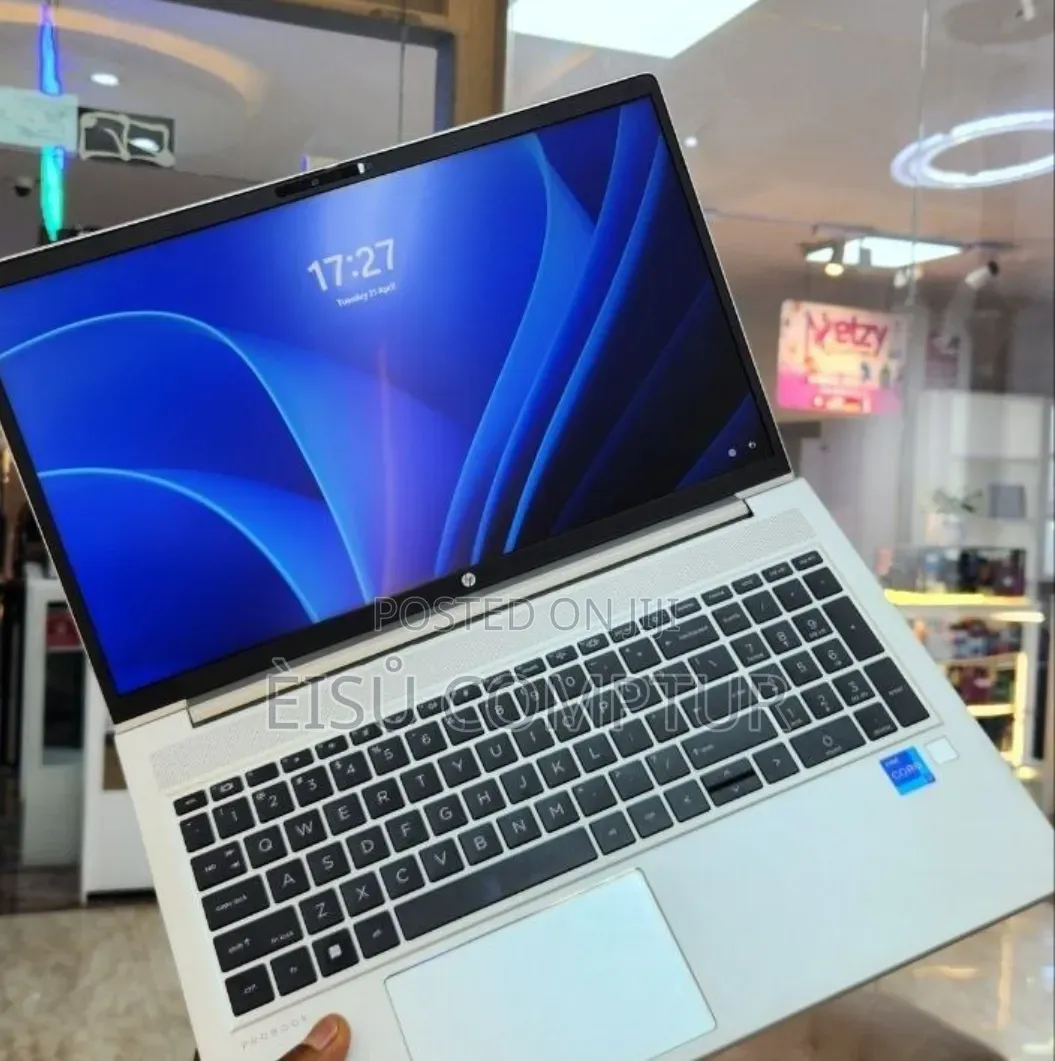 New Laptop HP ProBook 450 G9 16GB Intel Core i7 SSD 512GB