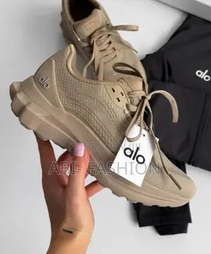Alo Runner Yoga “Cream Beige” Unisex Sneakers Style