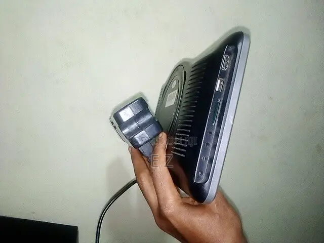 ተንቀሳቃሽ የመኪና መቀመጫ ራስ-መደገፊያ ሞኒተር