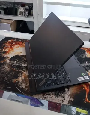 New Laptop Lenovo Y70 16GB Intel Core i7 SSD 512GB