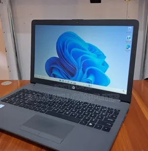 New Laptop HP 250 G7 8GB Intel Core i7 SSD 256GB