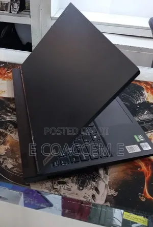 New Laptop Lenovo Y70 16GB Intel Core i7 SSD 512GB