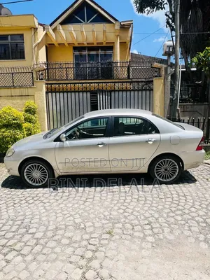 Toyota Corolla Sedan 2003 Beige