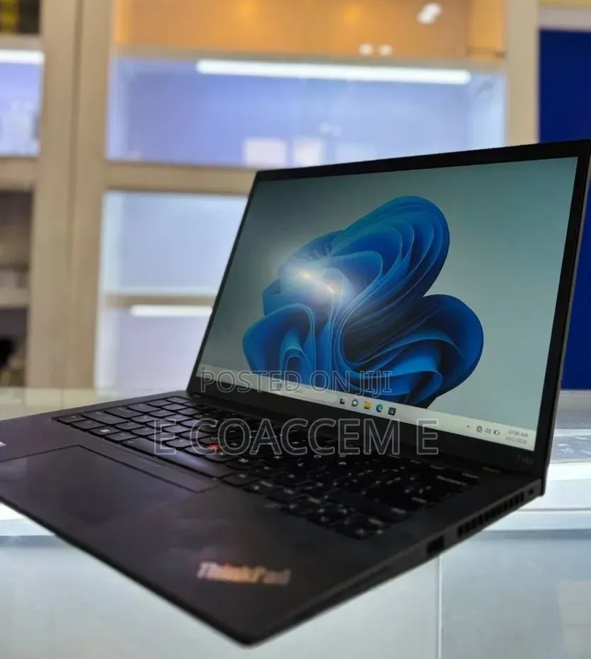 New Laptop Lenovo 16GB Intel Core i7 SSD 512GB