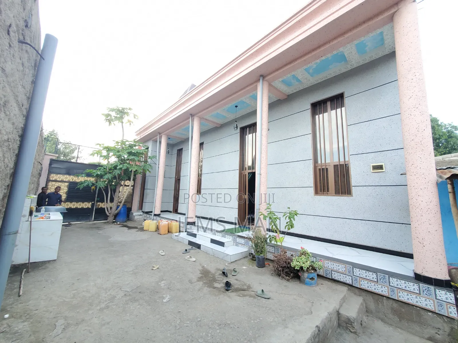 1bdrm House in Adama for sale