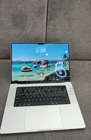 New Laptop Apple MacBook 16GB SSD 1T