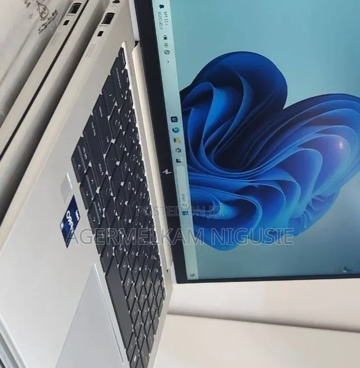 New Laptop HP EliteBook 840 G9 16GB Intel Core i5 SSD 512GB