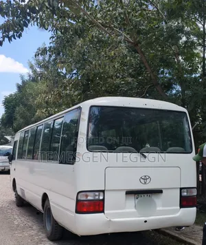 Toyota Coaster 2005 White