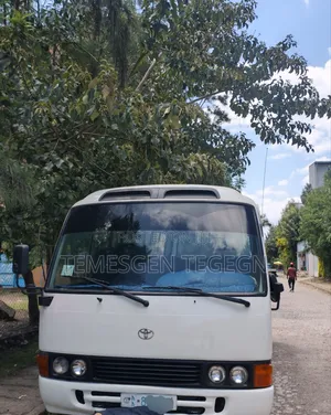 Toyota Coaster 2005 White