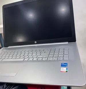 New Laptop HP 15 8GB Intel Core i5 SSD 512GB