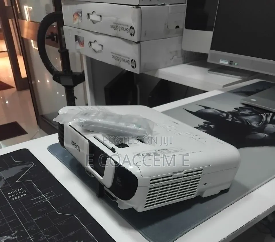 Epson Projector 
Model Name: EB-S41
 