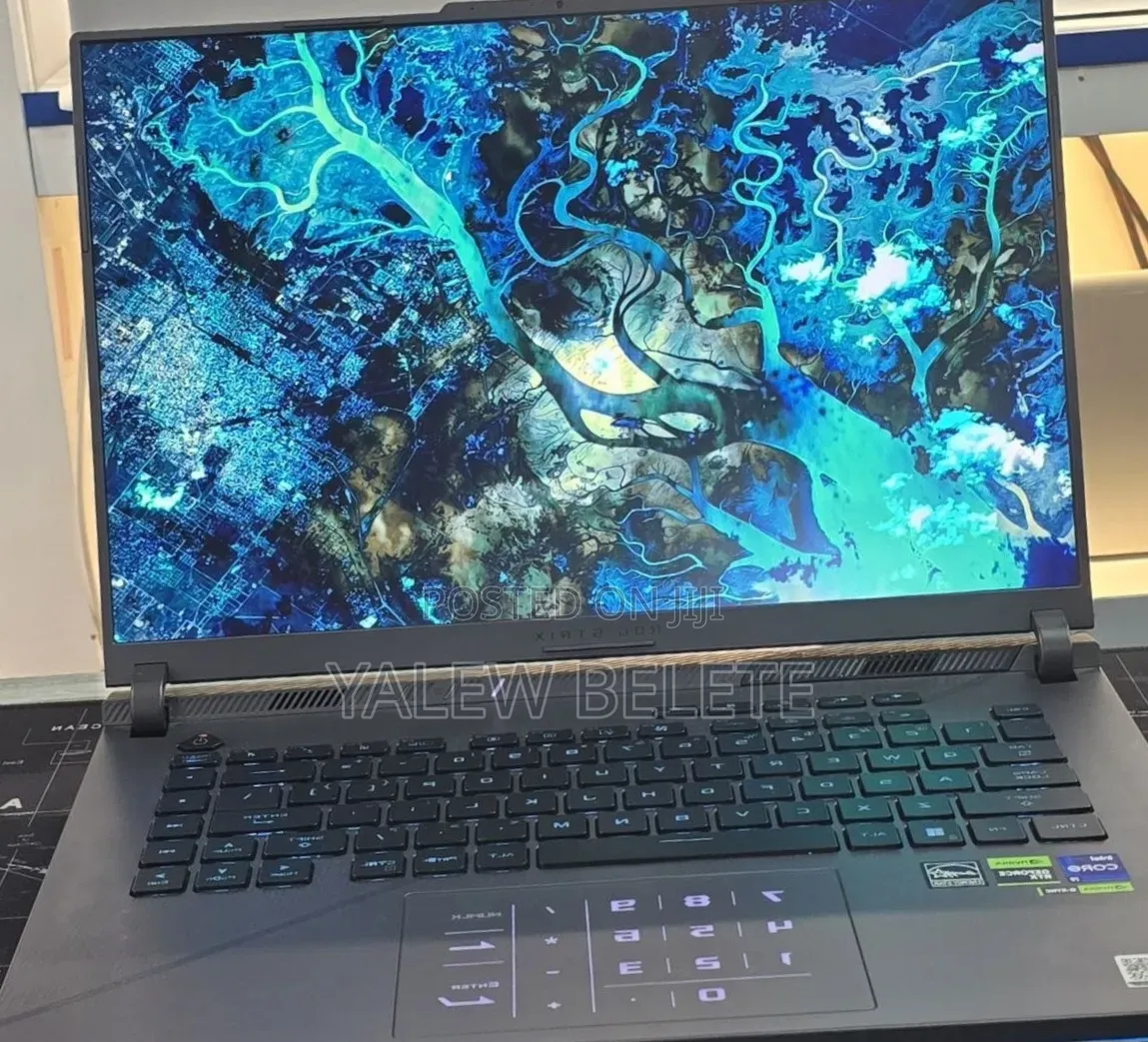 New Laptop Asus ROG Strix G15 16GB Intel Core i9 SSD 1T