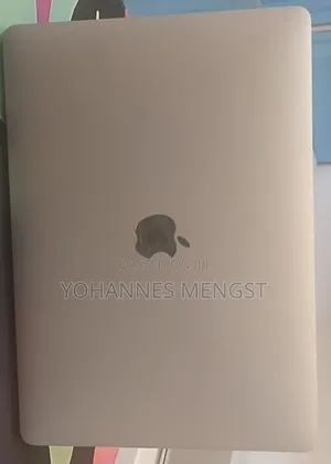 New Laptop Apple MacBook Pro 2020 M1 8GB Apple M1 SSD 256GB