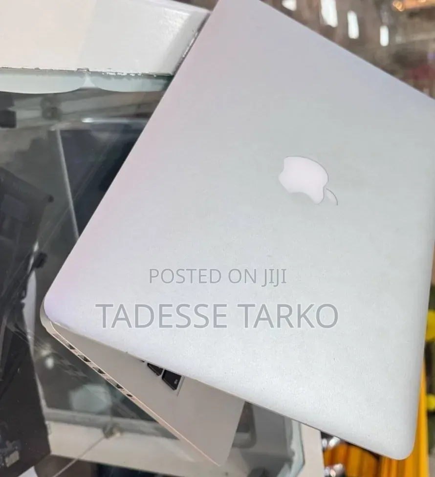 New Laptop Apple MacBook Air 2015 16GB Intel Core i5 SSD 256GB