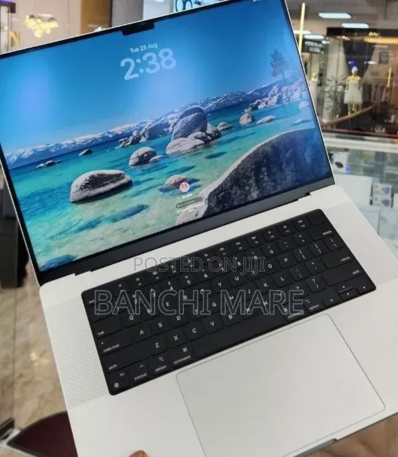 New Laptop Apple MacBook Pro 2021 M1 16GB Apple M1 SSD 1T