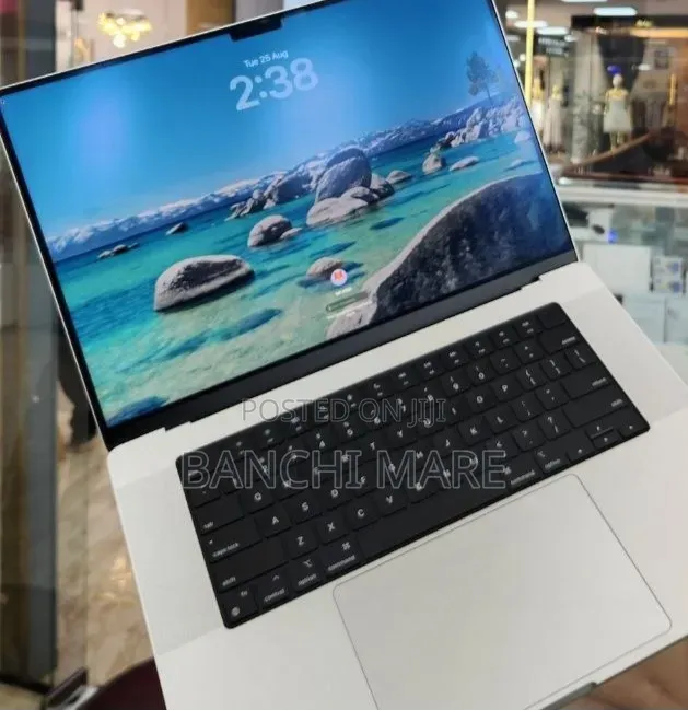 New Laptop Apple MacBook Pro 2021 M1 16GB Apple M1 SSD 1T