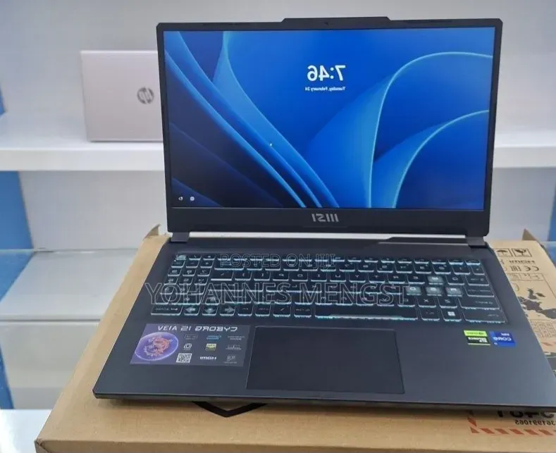 New Laptop MSI Cyborg 15 16GB Intel Core i7 SSD 1T