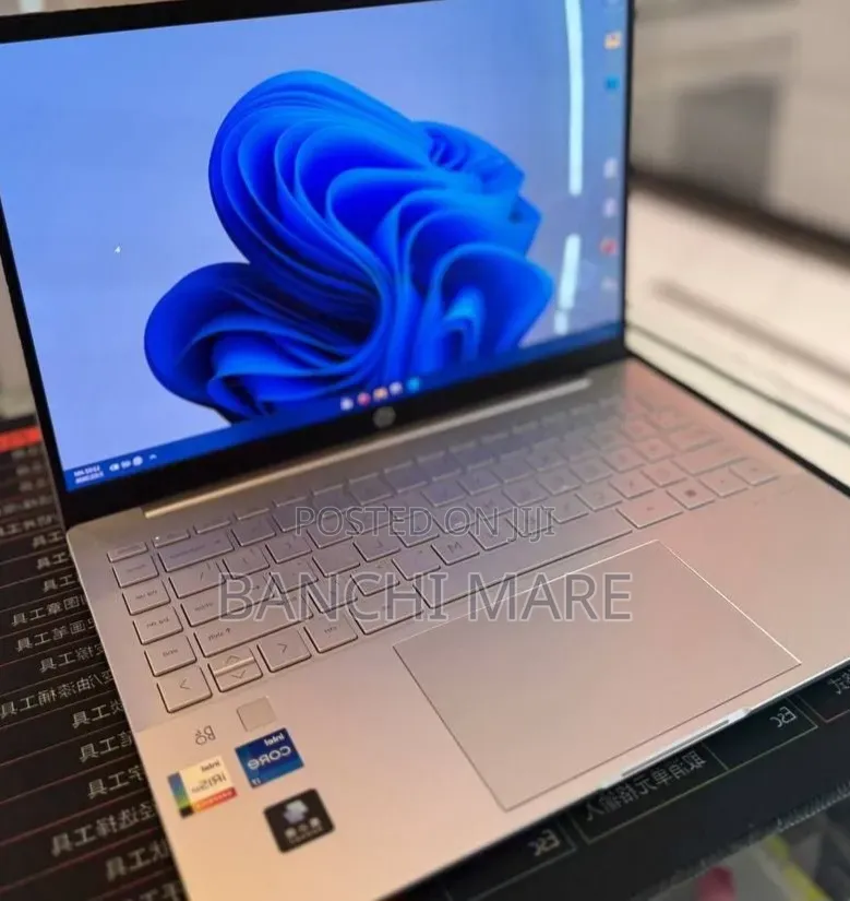 New Laptop HP Pavilion 14 16GB Intel Core i7 SSD 1T