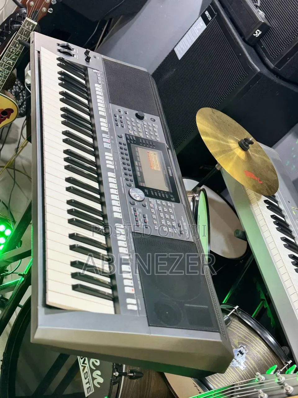 Yamaha PSR S970 Keyboard