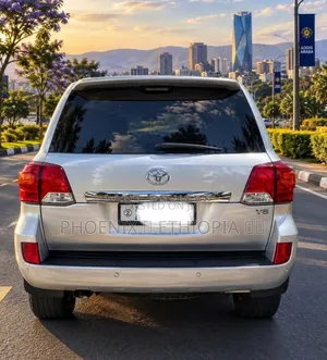 Toyota Land Cruiser 2014 Silver