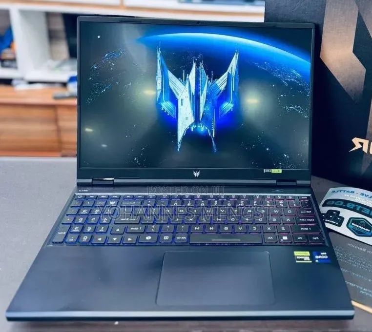 New Laptop Acer Predator Helios 18 PH18-71 16GB Intel Core i9 SSD 1T
