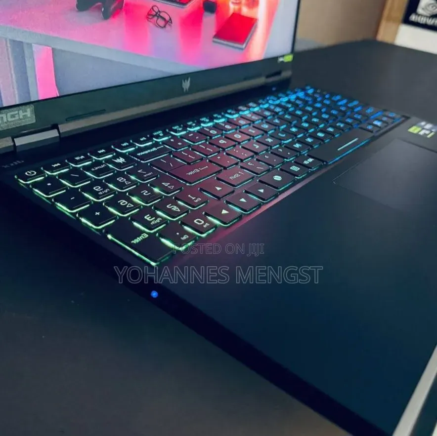 New Laptop Acer Predator Helios 18 PH18-71 16GB Intel Core i9 SSD 1T