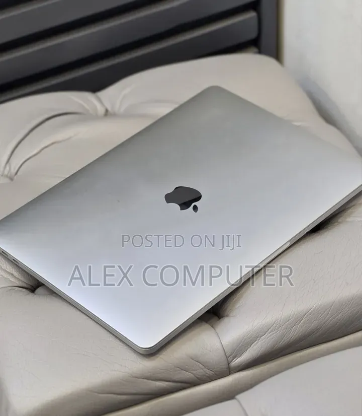 New Laptop Apple MacBook Pro 2010 32GB Intel Core i7 SSD 512GB