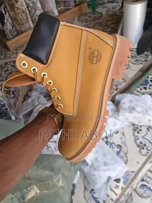 Tiberland Boots
