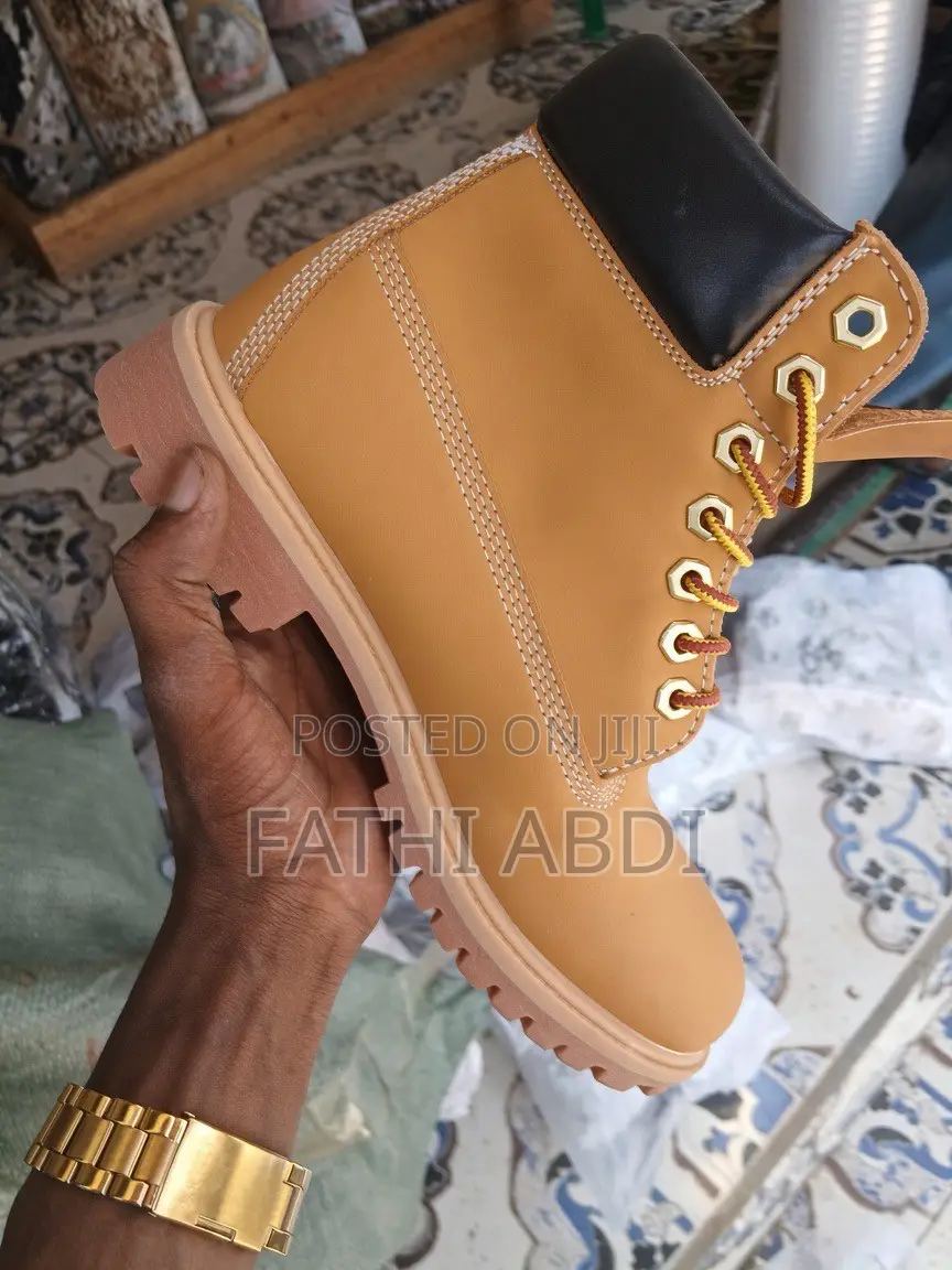Tiberland Boots
